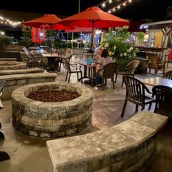Trader Jack's Riverside Grille - Trader Jack's Riverside Grille patio