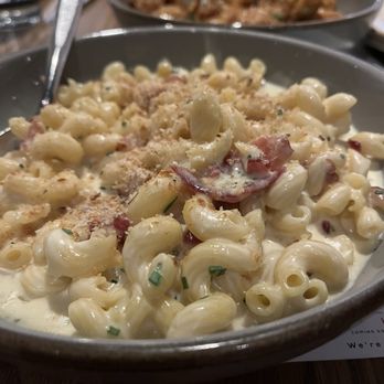 Hearth and Hill - Mac & cheese... too good I couldn't stop! - New American Near Me - Park City, Utah Hearth and Hill - Mac & cheese... too good I couldn't stop! - New American Near Me - Park City, Utah