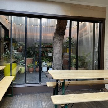 Afterwork Bar - Indoor seating with skylight - Cocktail Bars Near Me - San Francisco, California Afterwork Bar - Indoor seating with skylight - Cocktail Bars Near Me - San Francisco, California