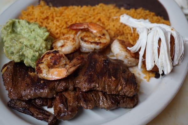 Antojitos Poblanos by null