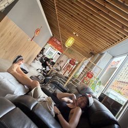 Step Soul Spa - Comfy chairs with lots of space