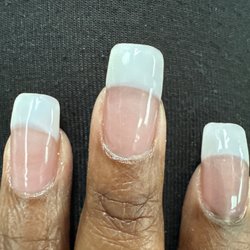 Ln Nails 2 - Crooked horrible lines.