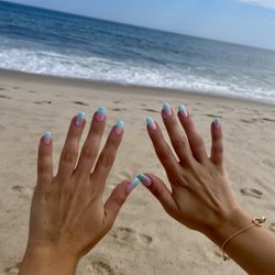 Blooming Nails Of Roslyn