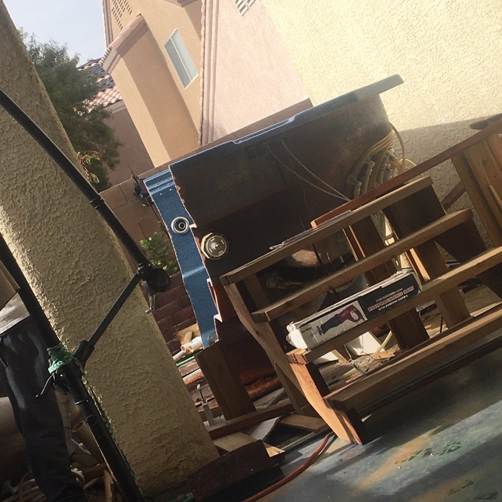 Junk Monkeyz Junk Removal - Breaking down and cutting up this huge thing! - Junk Removal & Hauling Near Me - Las Vegas, Nevada Junk Monkeyz Junk Removal - Breaking down and cutting up this huge thing! - Junk Removal & Hauling Near Me - Las Vegas, Nevada