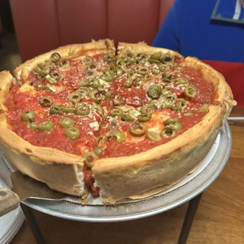 Giordano's - Deep dish pepperoni and sausage - Pizza Near Me - Chicago, Illinois