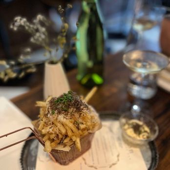 Saison Cellar & Wine Bar - Truffle fries - Wine Bars Near Me - San Francisco, California Saison Cellar & Wine Bar - Truffle fries - Wine Bars Near Me - San Francisco, California