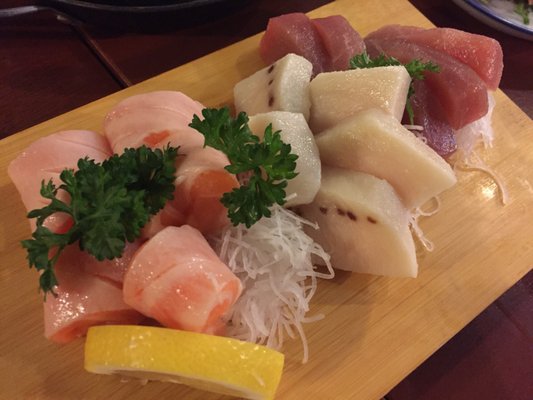 Box n Sticks @ Kandahar by null