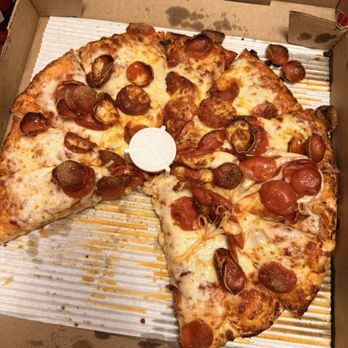 Mountain Mike's Pizza - Much less pepperoni than on their website - Chicken Wings Near Me - Vancouver, Washington Mountain Mike's Pizza - Much less pepperoni than on their website - Chicken Wings Near Me - Vancouver, Washington