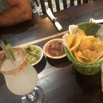 Hacienda - Paloma margarita free chips and salsa and an order of guacamole side - Mexican Near Me - Paterson, New Jersey