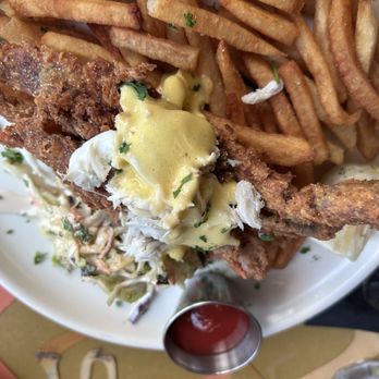 Frazer's Restaurant & Lounge - Soft shell crab - New American Near Me - Saint Louis, Missouri Frazer's Restaurant & Lounge - Soft shell crab - New American Near Me - Saint Louis, Missouri