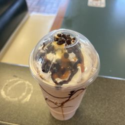 McDonald's - Large HERSHEY'S Chocolate Chip Frapp with Caramel and Chocolate Drizzle