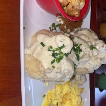 Ruby Slipper Central Business District - Biscuits n gravy - Breakfast & Brunch Near Me - New Orleans, Louisiana Ruby Slipper Central Business District - Biscuits n gravy - Breakfast & Brunch Near Me - New Orleans, Louisiana