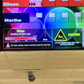 Chalet Lanes & Lounge - Bowling Near Me - Wisconsin Dells, Wisconsin Chalet Lanes & Lounge - Bowling Near Me - Wisconsin Dells, Wisconsin