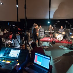 Canal Sur Radio - Sala Circular. Espacio para conciertos, conferencias y proyecciones.