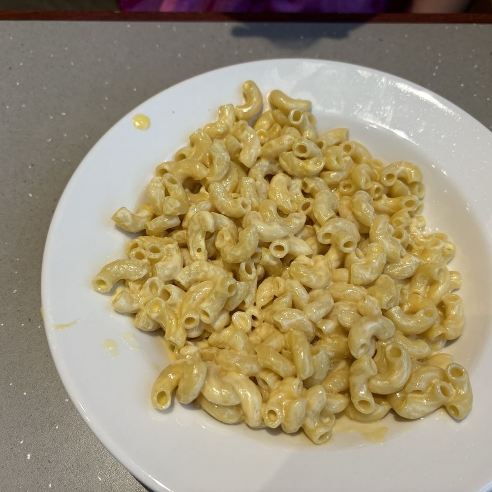 Nordstrom Cafe - Kids Macaroni & Cheese - American Near Me - White Plains, New York Nordstrom Cafe - Kids Macaroni & Cheese - American Near Me - White Plains, New York