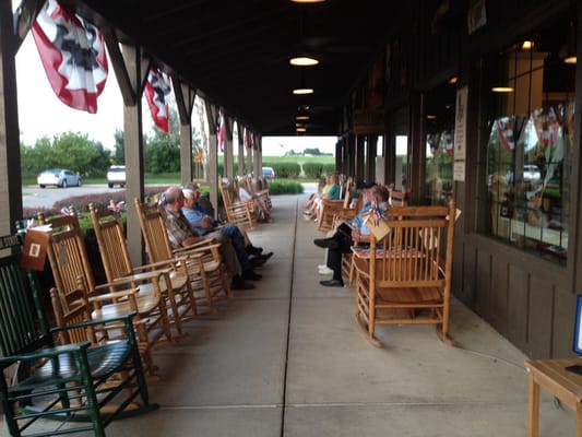 Cracker Barrel Old Country Store by null