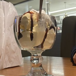 I can't finish by myself. it is a big portion. I can't finish by myself. it is a big portion.