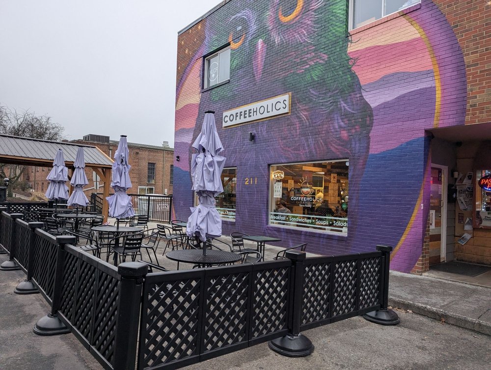 Social spots from Coffeeholics