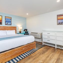 The Surf House Resort - King Sleeper - Surf House Hotel Hampton NH