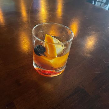 Tavern On Brand - Old Fashioned - New American Near Me - Glendale, California Tavern On Brand - Old Fashioned - New American Near Me - Glendale, California