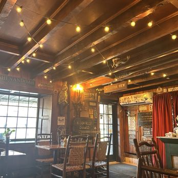 The Rabbit Hole Gastropub - Inside - American Near Me - Harpers Ferry, West Virginia The Rabbit Hole Gastropub - Inside - American Near Me - Harpers Ferry, West Virginia