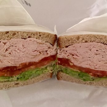 Daona Gourmet Deli - Smoked Turkey sandwich - Convenience Stores Near Me - New York, New York Daona Gourmet Deli - Smoked Turkey sandwich - Convenience Stores Near Me - New York, New York