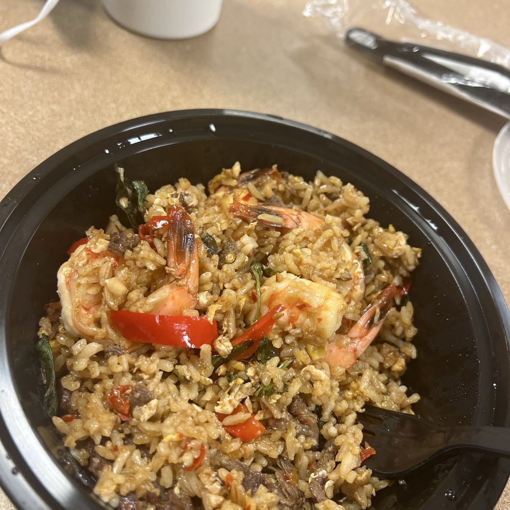 Modern Thai - Shrimp and beef basil fried rice - Thai Near Me - Tyrone, Georgia Modern Thai - Shrimp and beef basil fried rice - Thai Near Me - Tyrone, Georgia
