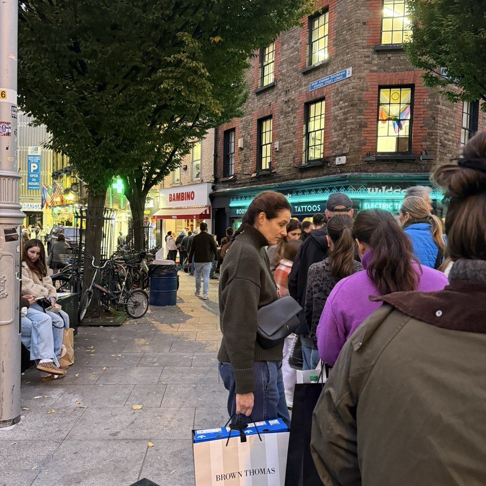 BAMBINO Stephen Street Lwr - Long line outside. About 30 minutes wait. - Pizza Near Me - Dublin, D BAMBINO Stephen Street Lwr - Long line outside. About 30 minutes wait. - Pizza Near Me - Dublin, D