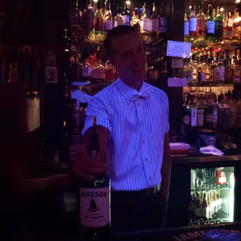 Whiskey Richards - Dan the bartender - Dive Bars Near Me - Santa Barbara, California Whiskey Richards - Dan the bartender - Dive Bars Near Me - Santa Barbara, California