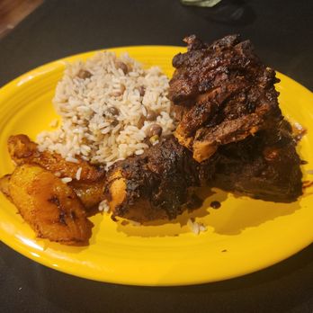 Panama International Restaurant - Jerk Chicken plate - Caribbean Near Me - Long Beach, California Panama International Restaurant - Jerk Chicken plate - Caribbean Near Me - Long Beach, California