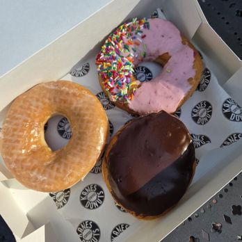 Kane's Donuts - Downtown - Donuts Near Me - Boston, Massachusetts Kane's Donuts - Downtown - Donuts Near Me - Boston, Massachusetts