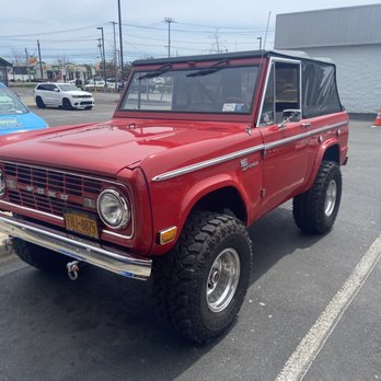 Right Coast Taqueria Deer Park - Vintage ford Bronco - Mexican Near Me - Deer Park, New York Right Coast Taqueria Deer Park - Vintage ford Bronco - Mexican Near Me - Deer Park, New York