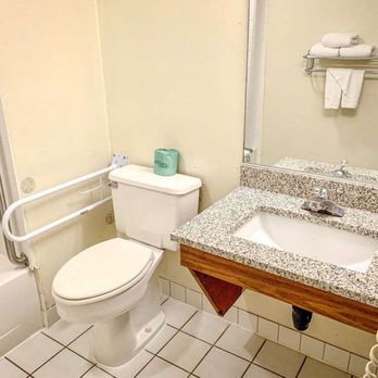 Motel 6 McGraw - m bathroom - Hotels Near Me - McGraw, New York Motel 6 McGraw - m bathroom - Hotels Near Me - McGraw, New York