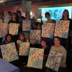 Sip and Paint Group Shot