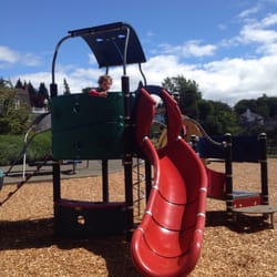 Garfield Park - Cute child on playground