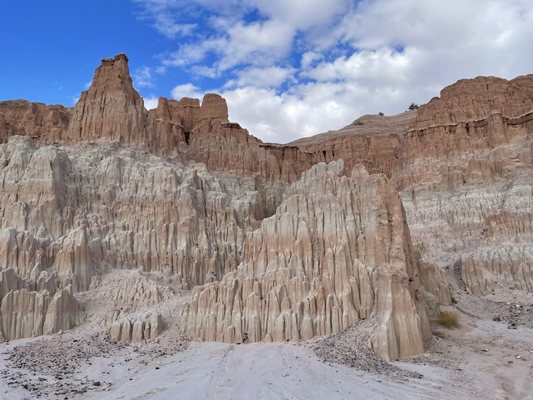 Cathedral Gorge State Park by null