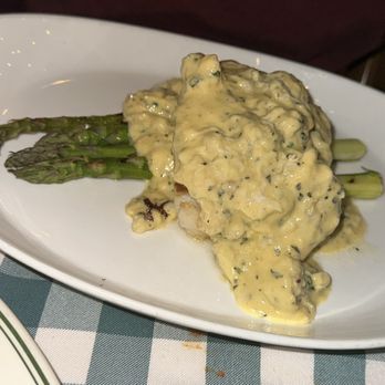 Carmine's Rosemont - Sea Bass - Italian Near Me - Rosemont, Illinois