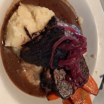 Union Public House - Pot Pie - American Near Me - Tucson, Arizona