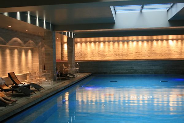 Hotel de Bourgtheroulde, Autograph Collection by null