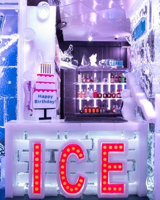 minus5 ICEBAR by null
