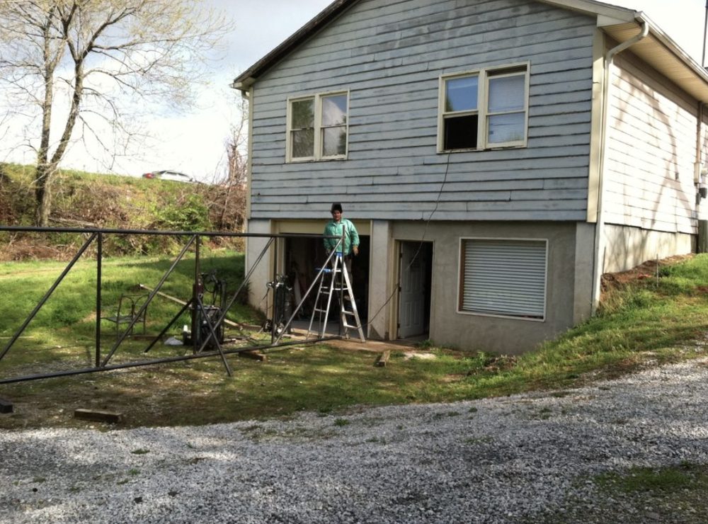 Slide of Roofing Experts