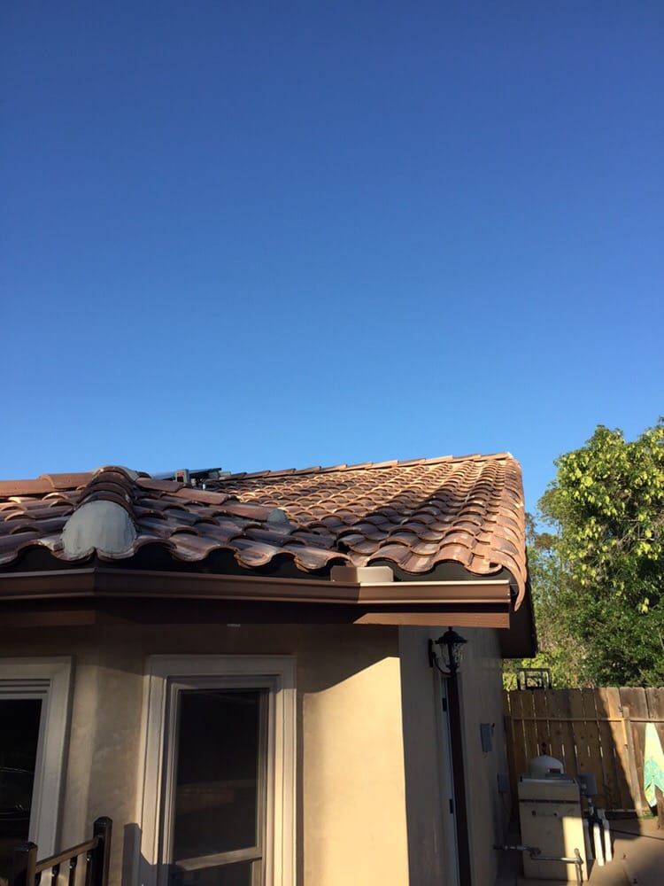 Slide of Extreme Roofing