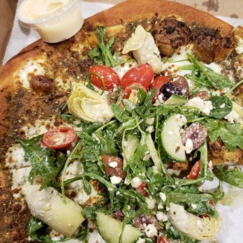 Mondo Pizza - West bank - Pizza Near Me - Dallas, Texas