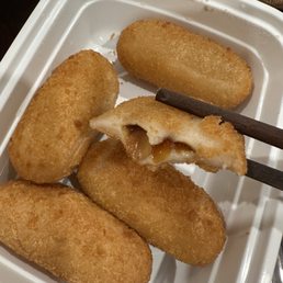 Fried sticky rice dessert (brown sugar inside) Fried sticky rice dessert (brown sugar inside)