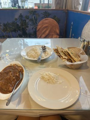 Taj Mahal Halal Indian Restaurant by null