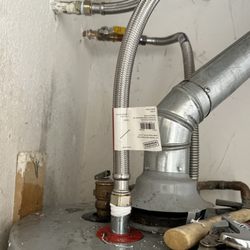 Mr Quick Fix - Water heater hose water line replacement.