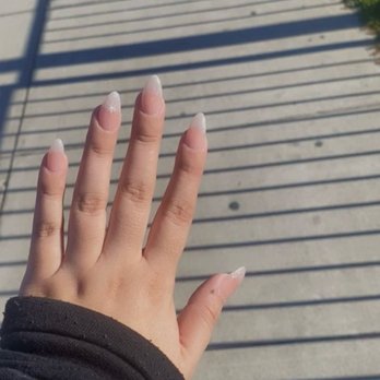Famous Nails - White Snow - Nail Salons Near Me - Gardena, California Famous Nails - White Snow - Nail Salons Near Me - Gardena, California