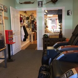 Eastman's Barbershop