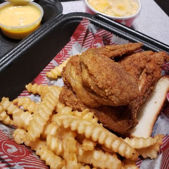 Hattie B's Hot Chicken- Atlanta West Midtown - Small White Plate with fries and Mac and Cheese - Southern Near Me - Atlanta, Georgia Hattie B's Hot Chicken- Atlanta West Midtown - Small White Plate with fries and Mac and Cheese - Southern Near Me - Atlanta, Georgia