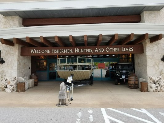 BASS PRO SHOPS - Updated November 2024 - 25 Reviews - 2250 Gatlin Blvd